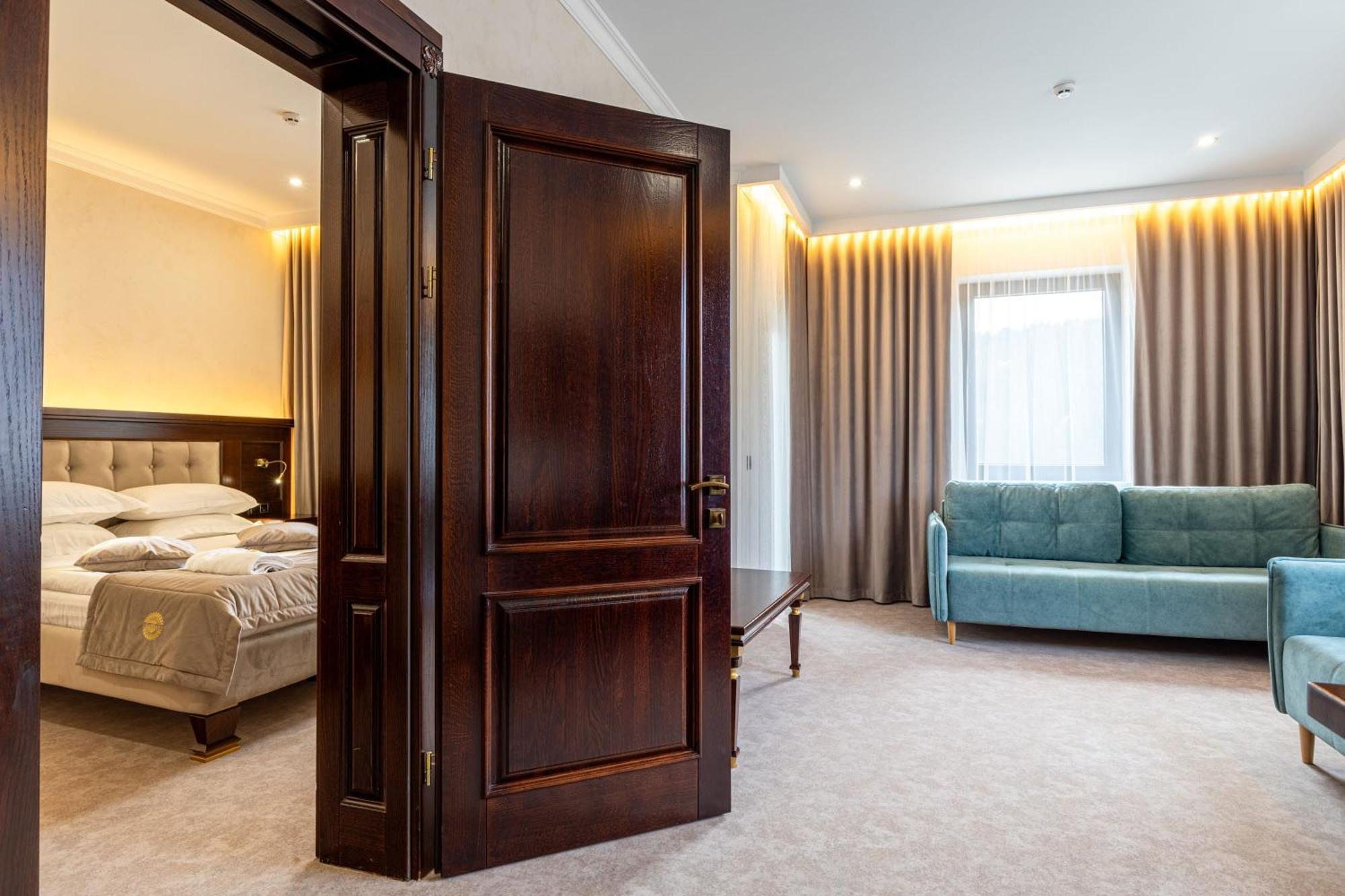 Отель Marion & - Renovation - Rooms, Area, Swimming Pool, Reception, Restaurant, Lounge Bar, Hookah Bar, Children's Room, Parking, And Breakfast Included In The Price