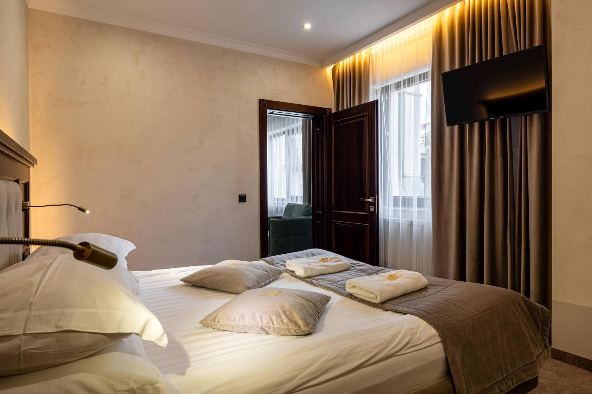 Marion & - Renovation - Rooms, Area, Swimming Pool, Reception, Restaurant, Lounge Bar, Hookah Bar, Children's Room, Parking, And Breakfast Included In The Price Отель