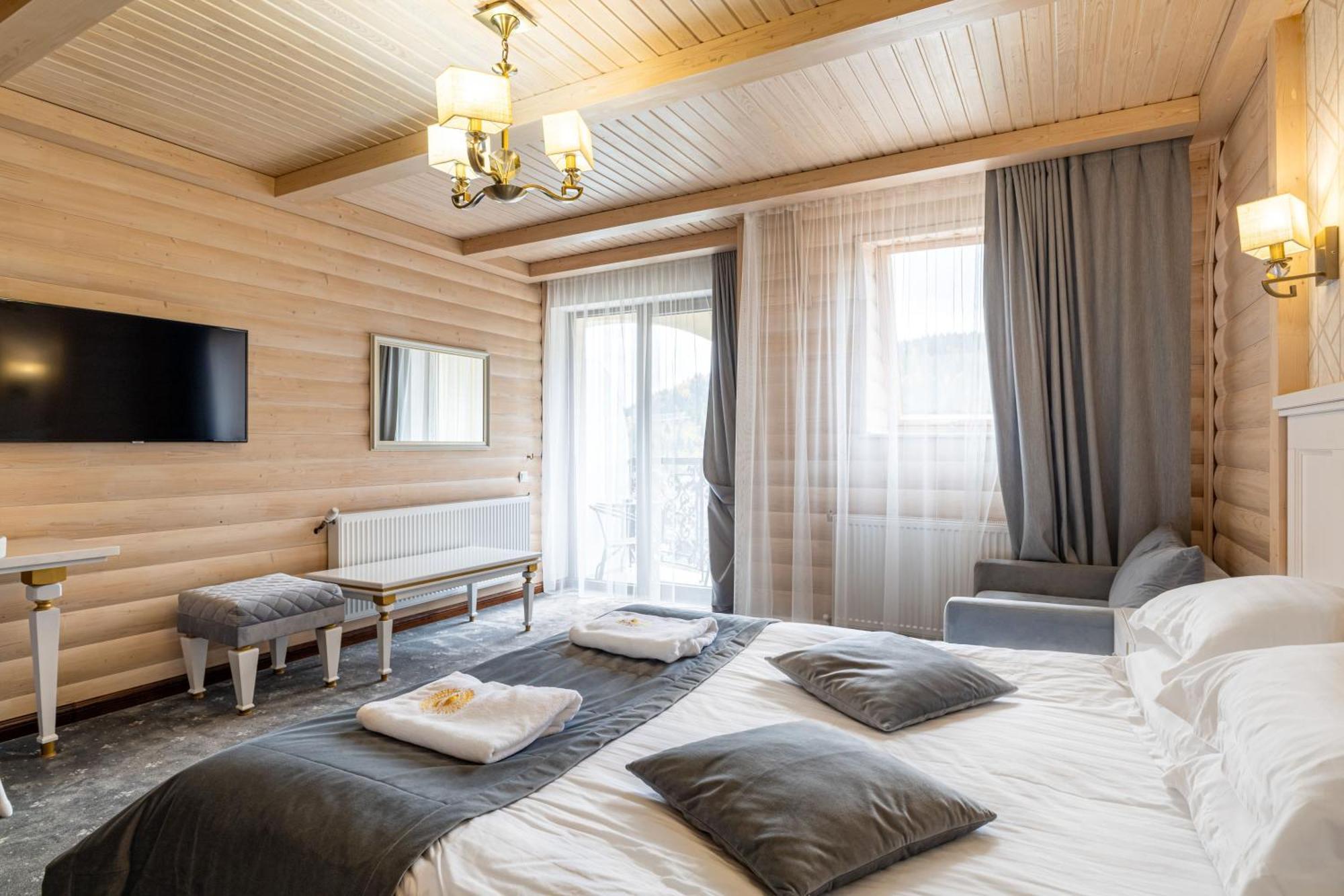 Marion & - Renovation - Rooms, Area, Swimming Pool, Reception, Restaurant, Lounge Bar, Hookah Bar, Children's Room, Parking, And Breakfast Included In The Price 4*