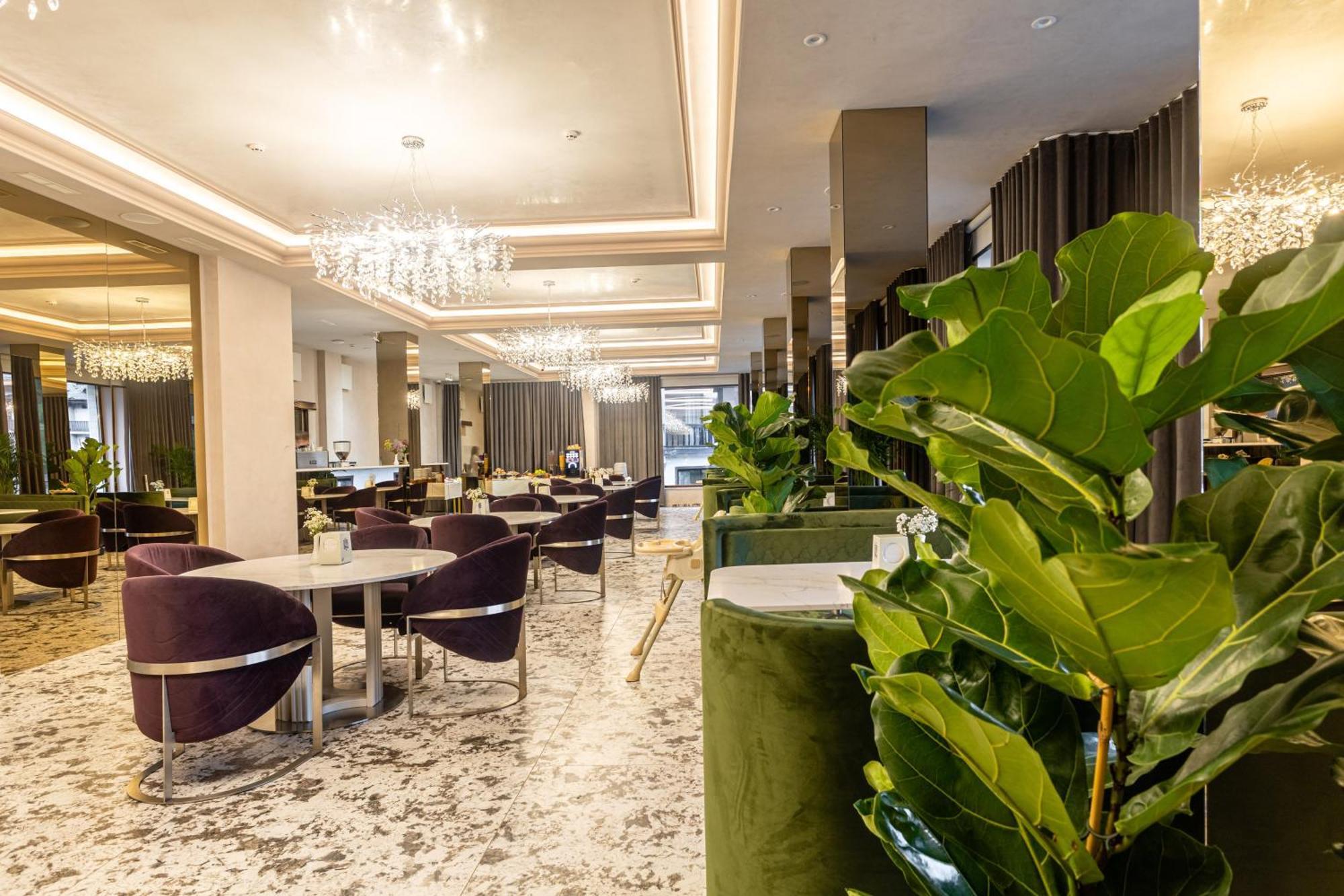 Marion & - Renovation - Rooms, Area, Swimming Pool, Reception, Restaurant, Lounge Bar, Hookah Bar, Children's Room, Parking, And Breakfast Included In The Price 4* Буковель
